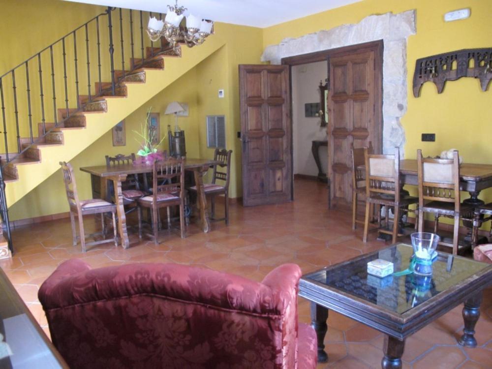 Casa Rural Cuatro De Oros Santa Cruz de la Zarza ภายนอก รูปภาพ